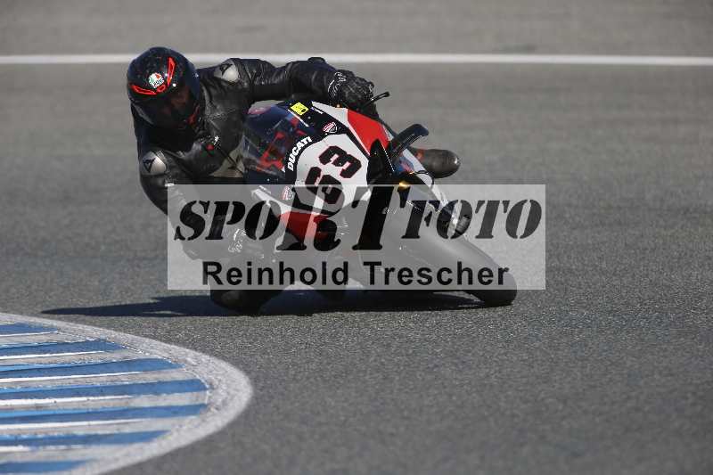 /Archiv-2024/02 29.01.-02.02.2024 Moto Center Thun Jerez/Gruppe schwarz-black/630